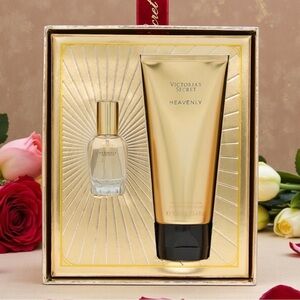 NWT Victoria's Secret Heavenly Duo